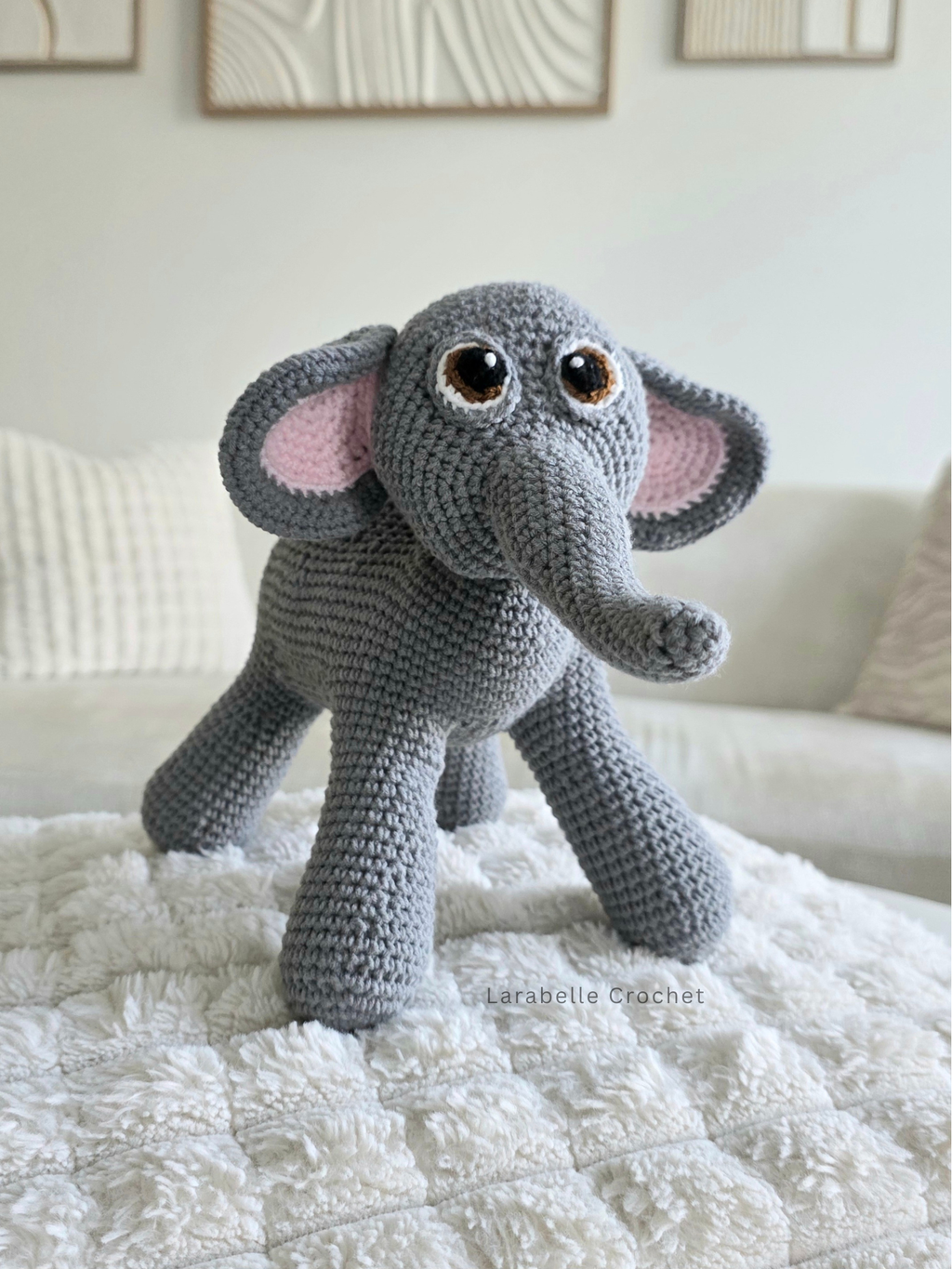 Front view or elephant crochet amigurumi